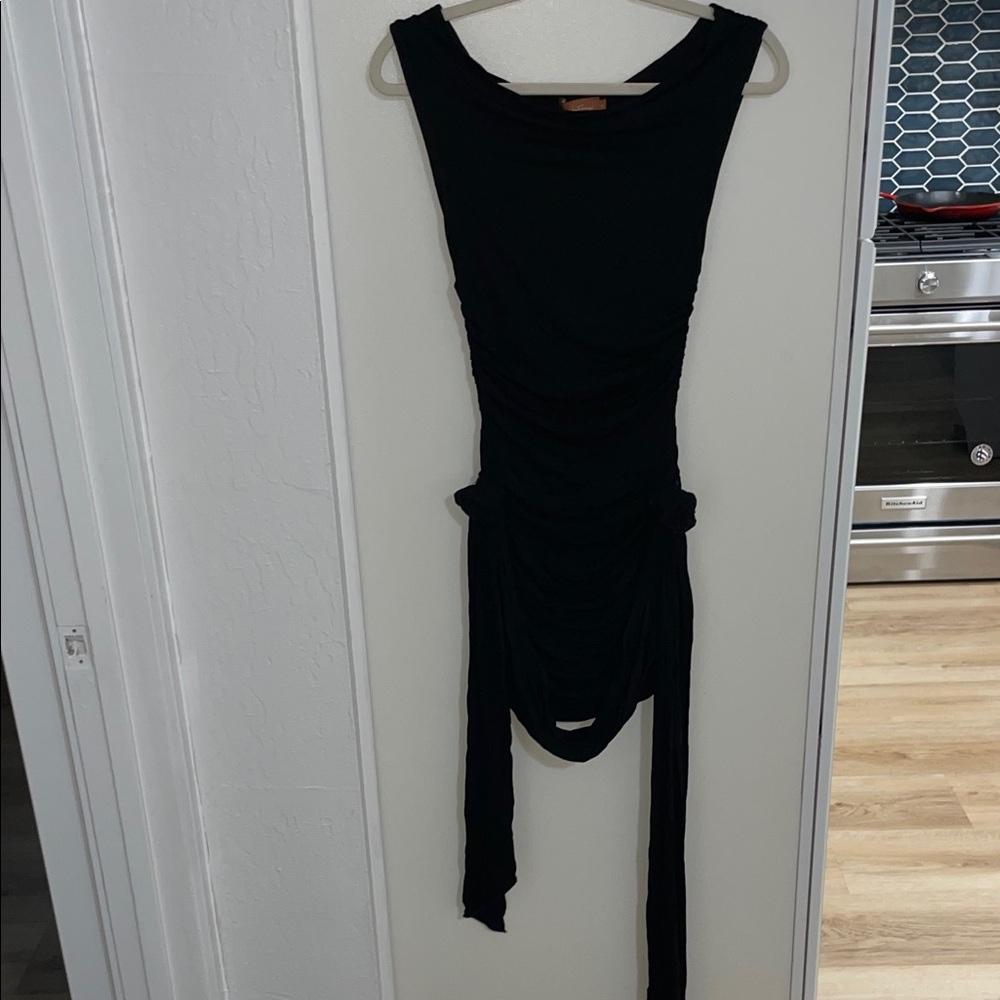 Beige Botany Elegant Black Sleeveless Dress with Ruched side and Rose Detail S
